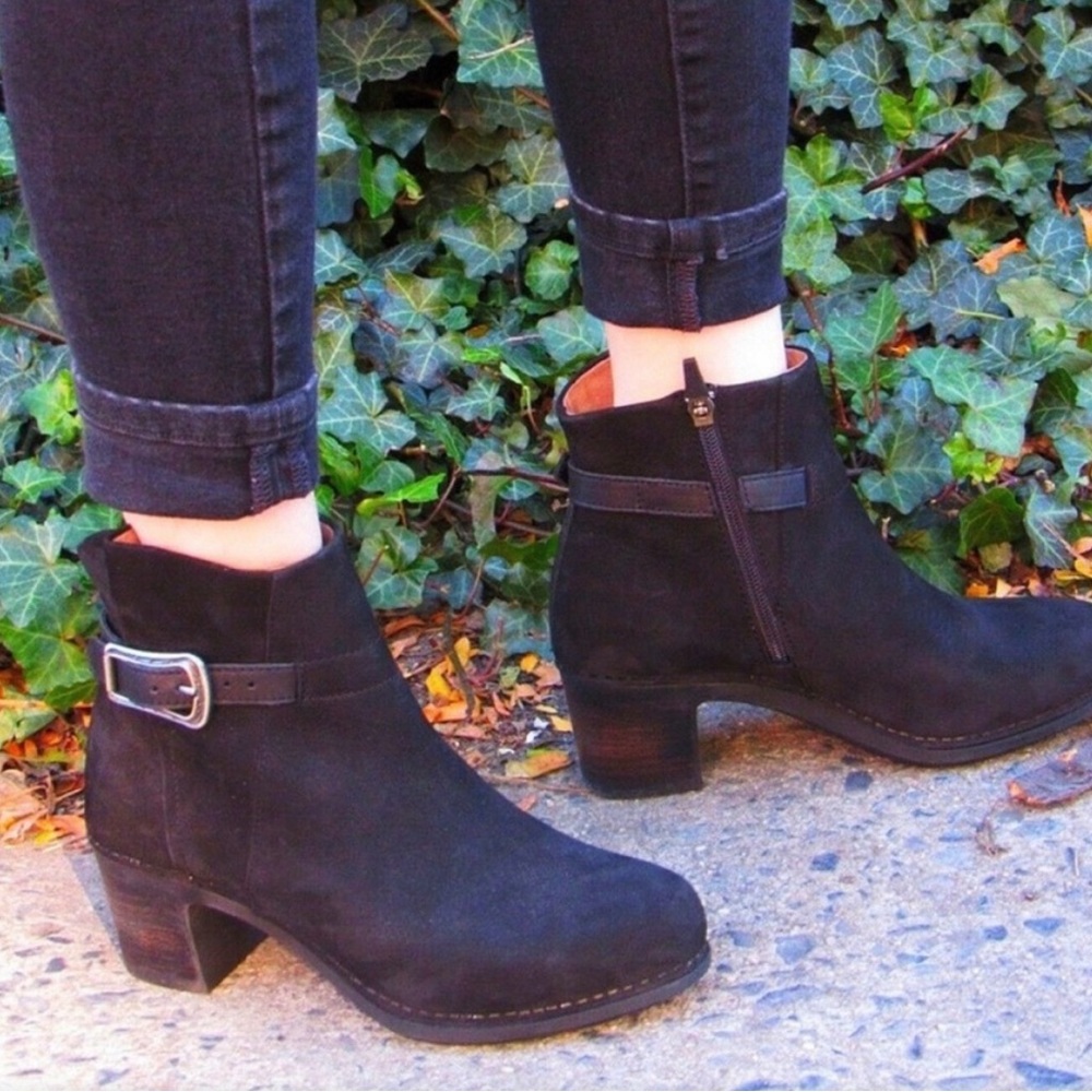 DANSKO Hartley Black Suede Clog Buckle Bootie Leather 9